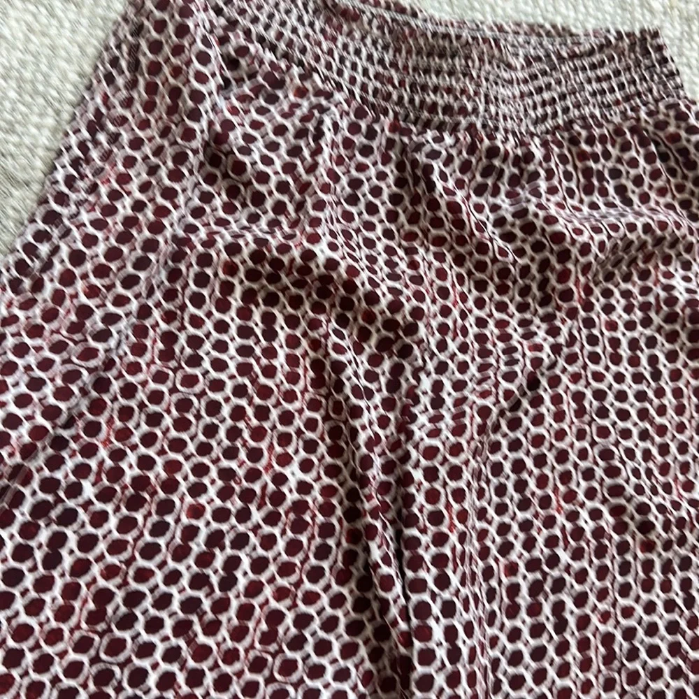 Evereve Flowy Pants - Picture 5 of 5